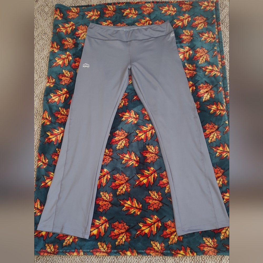 Cabela's Gray Athletic Leggings